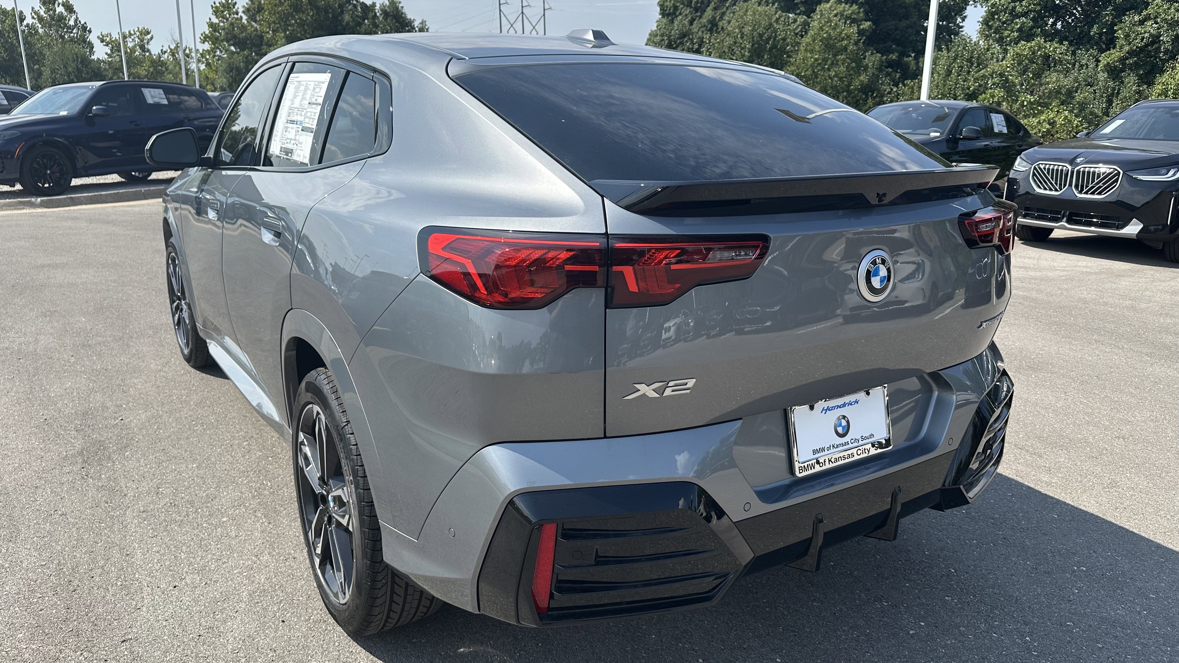 Used 2026 BMW X2 xDrive28i w/ Technology Package AWD/4WD image 8