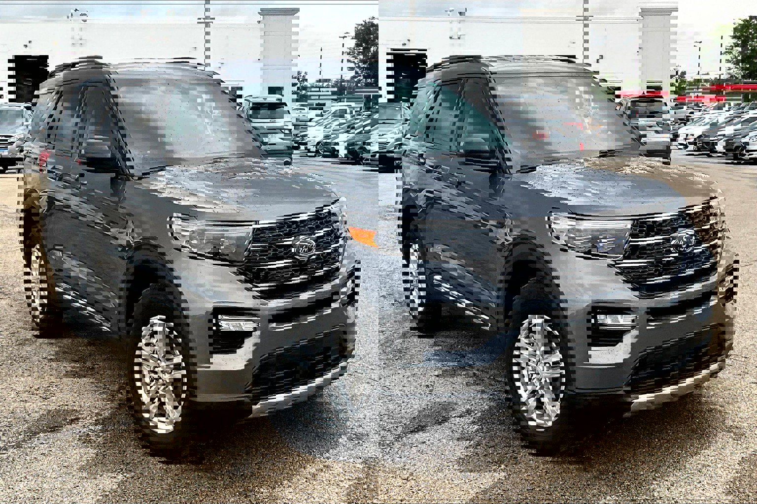 Used 2022 Ford Explorer XLT w/ Equipment Group 202A image 39