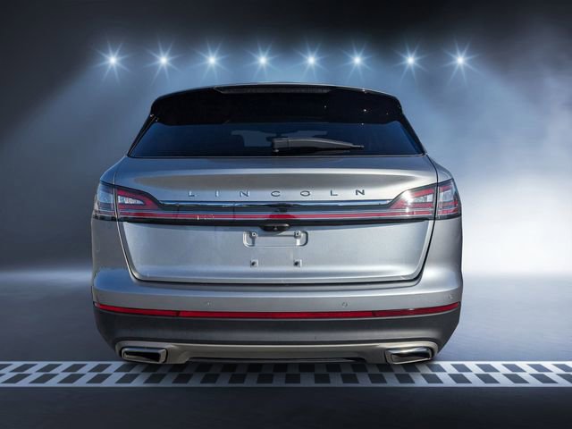 Used 2022 Lincoln Nautilus Reserve w/ Luxury Package image 4