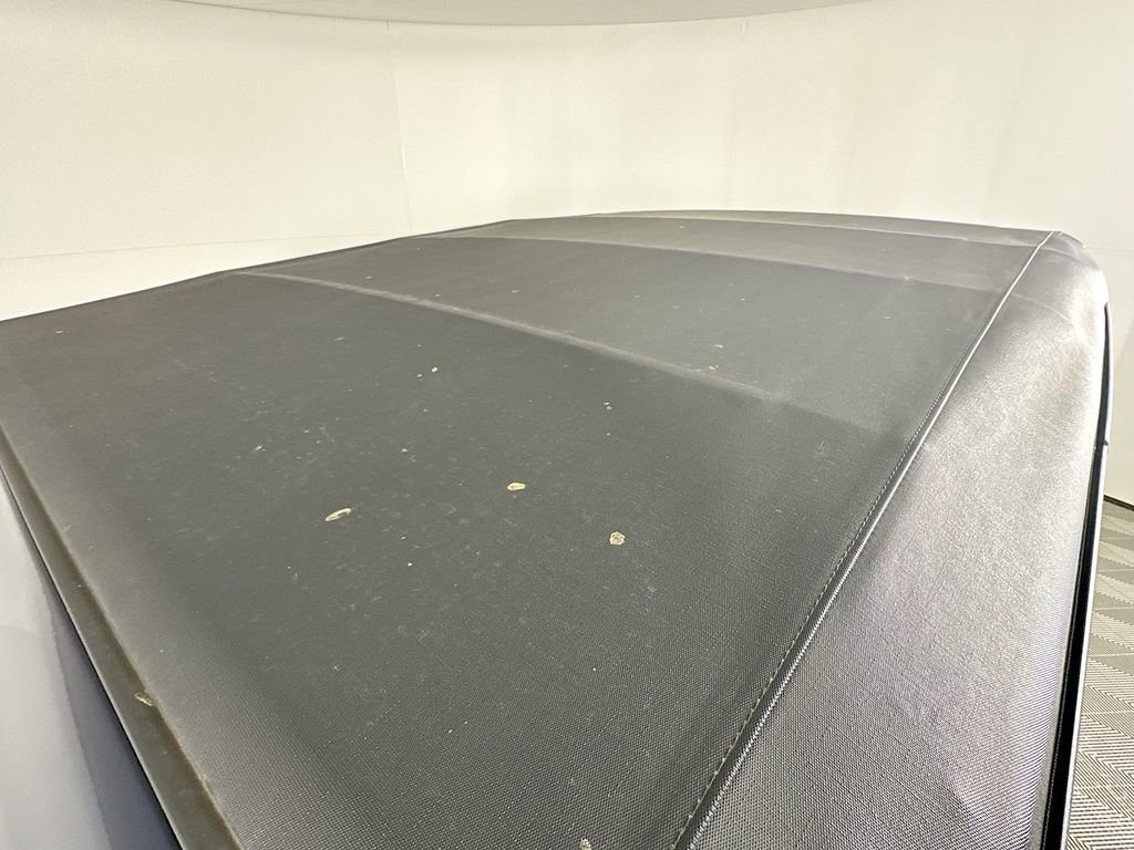 Certified 2025 Jeep Wrangler Sport image 31