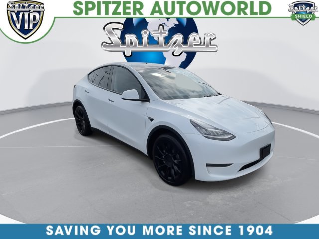 Used 2023 Tesla Model Y Long Range AWD/4WD image 3