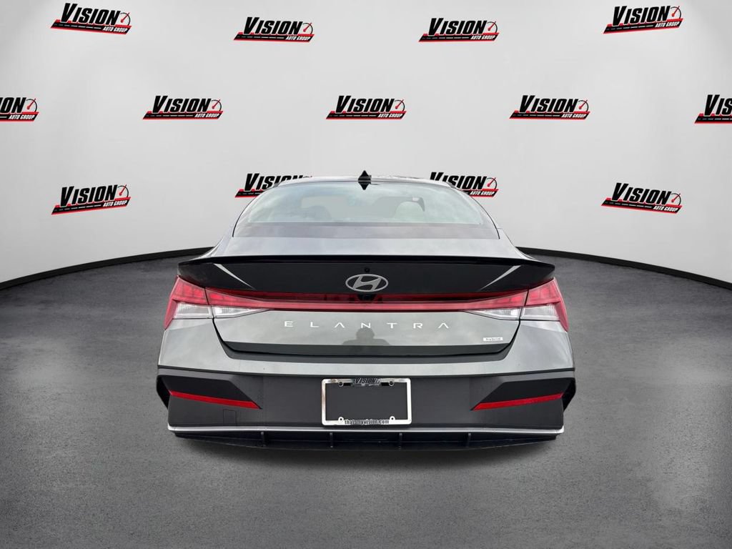 New 2026 Hyundai Elantra SEL FWD image 6