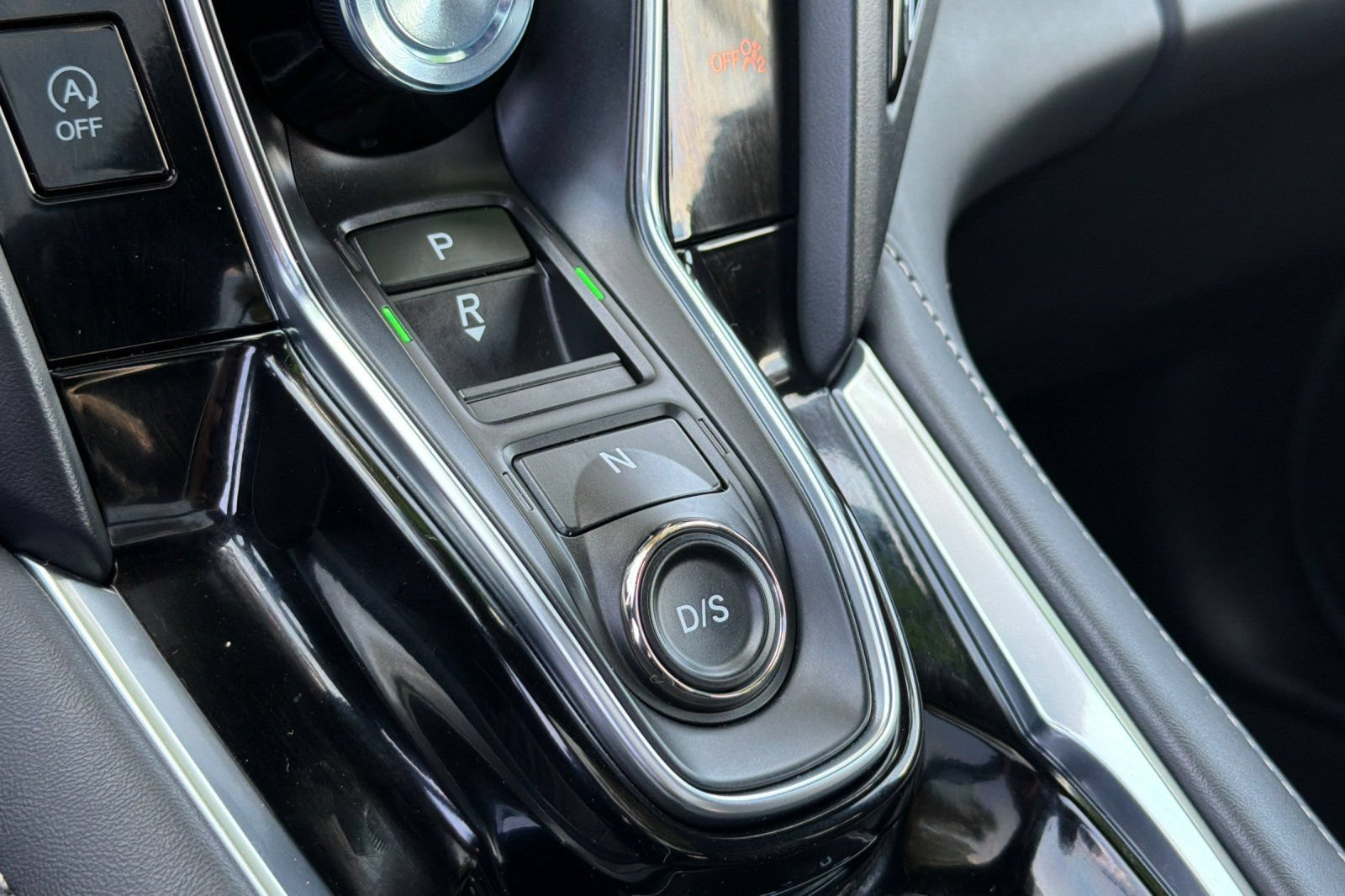 Certified 2025 Acura RDX SH-AWD image 24