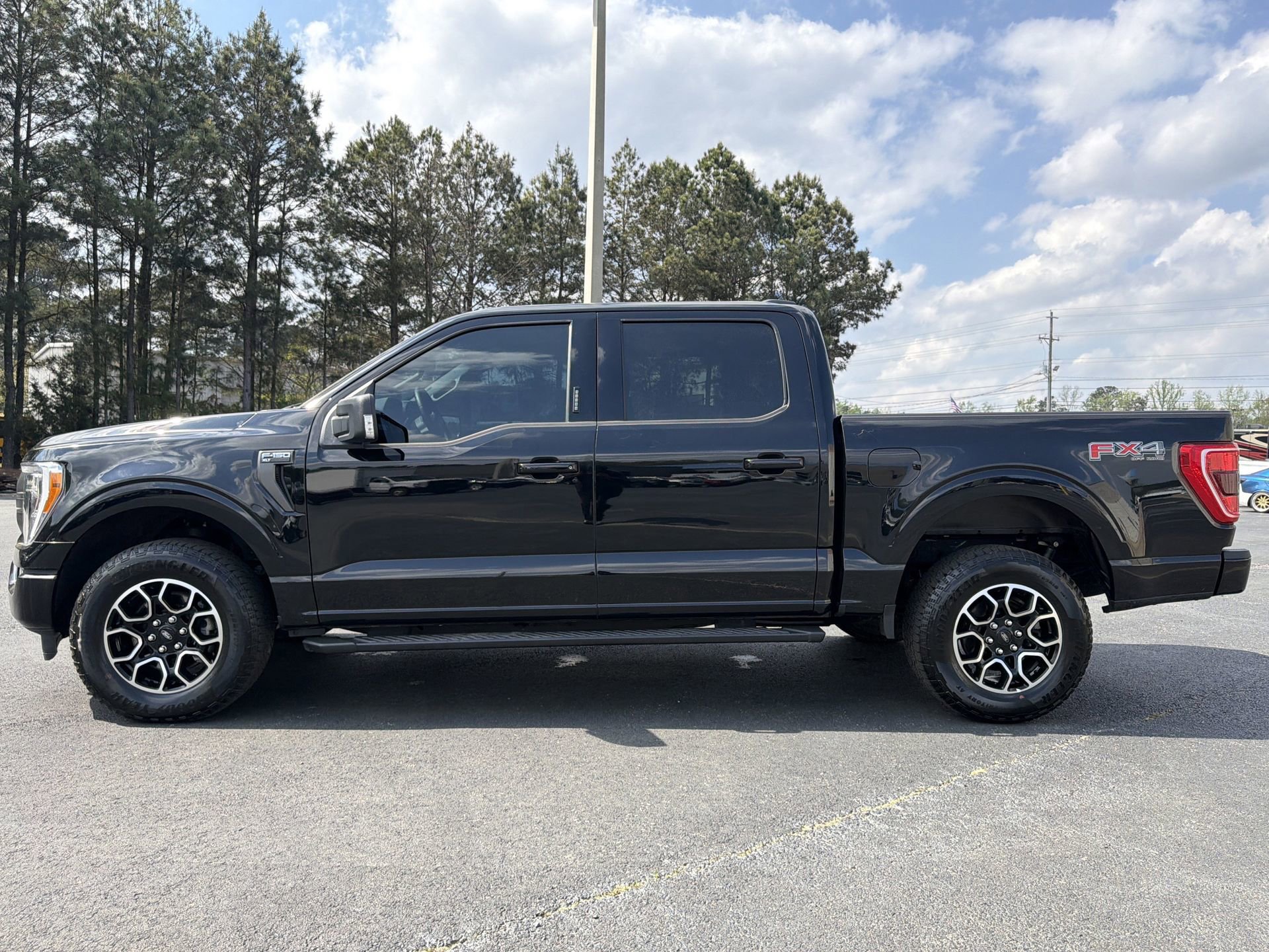 Certified 2023 Ford F150 XLT w/ Equipment Group 302A High image 30