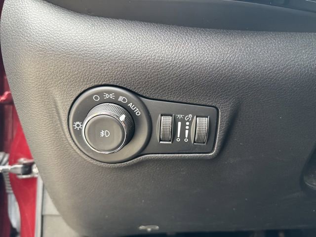 Certified 2022 Jeep Compass Altitude w/ Convenience Group image 11