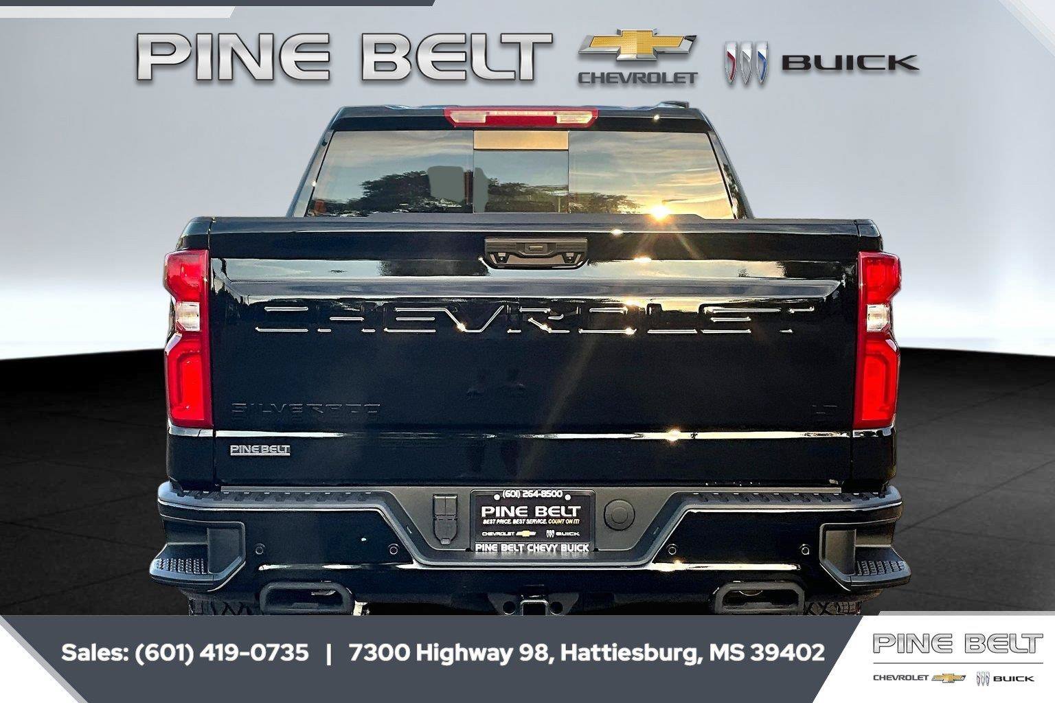 New 2026 Chevrolet Silverado 1500 LT Trail Boss w/ LT Trail Boss Premium Package AWD/4WD image 4