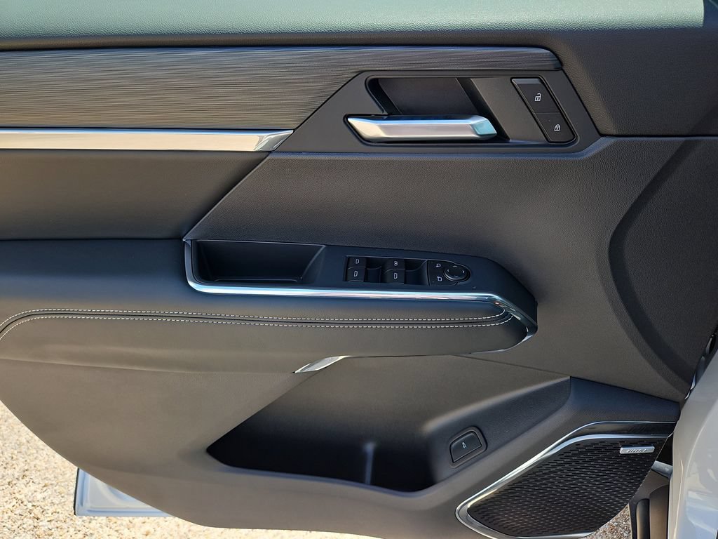 New 2026 GMC Acadia Elevation w/ Black Edition FWD image 11