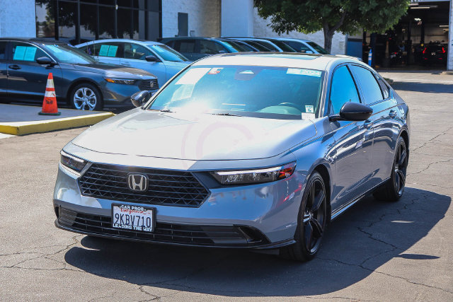 Used 2024 Honda Accord Sport image 4
