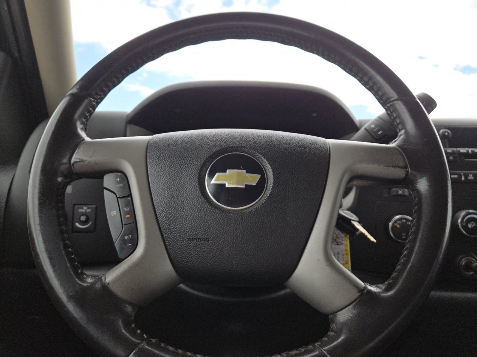 Used 2010 Chevrolet Silverado 1500 LT w/ Power Pack Plus AWD/4WD image 23