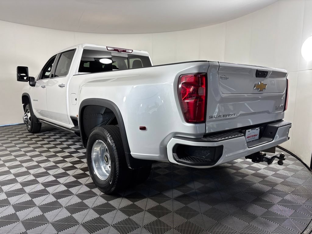 Certified 2023 Chevrolet Silverado 3500 High Country AWD/4WD image 20