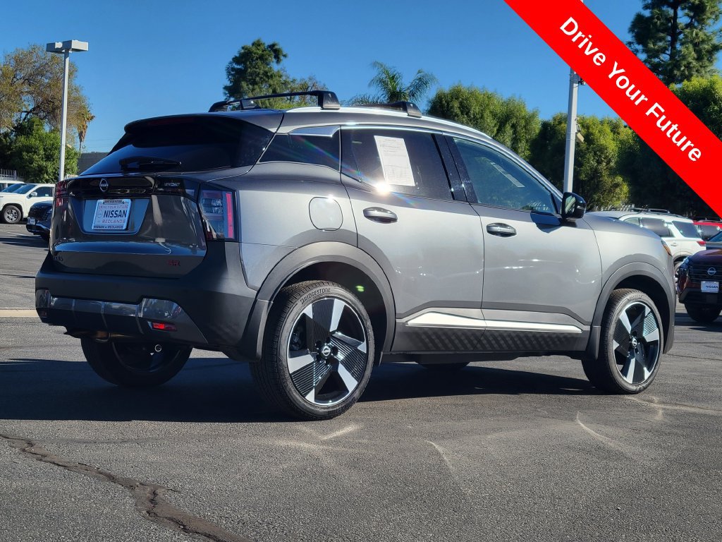 Used 2025 Nissan Kicks S AWD/4WD image 4