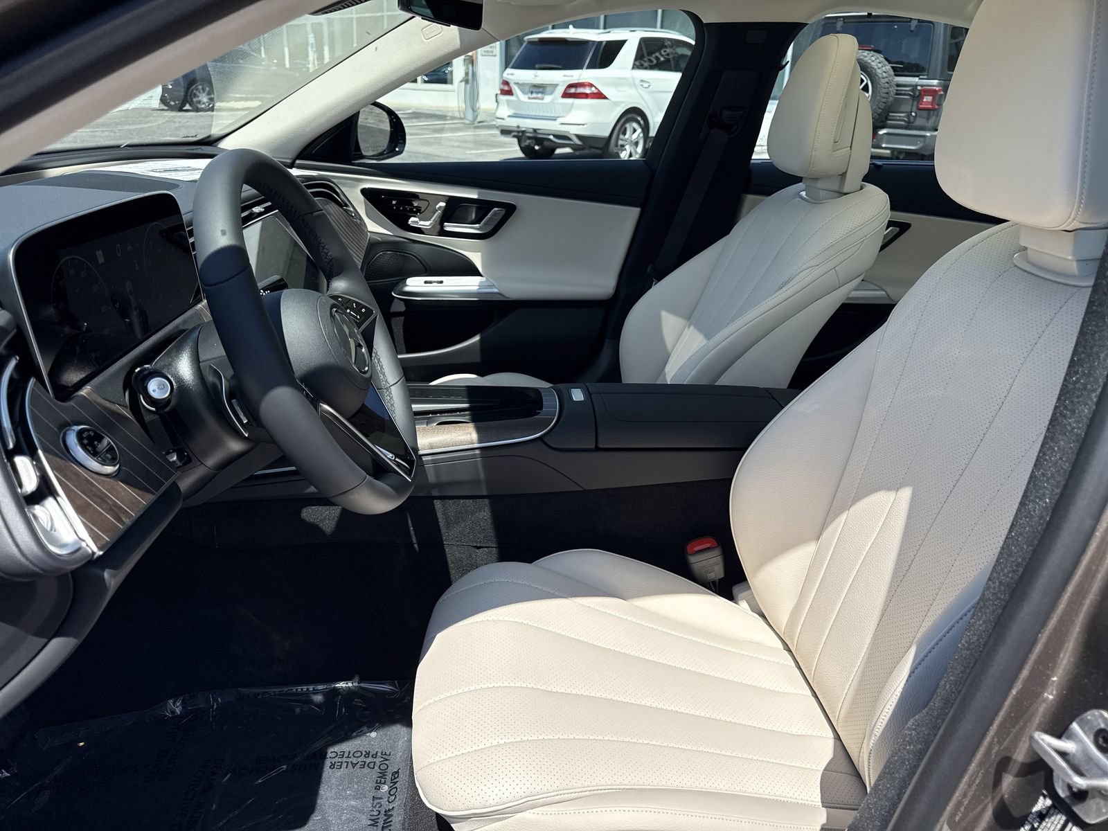 Used 2026 Mercedes-Benz E 350 Sedan image 10