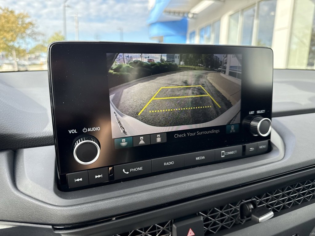 Used 2025 Honda Accord SE image 6