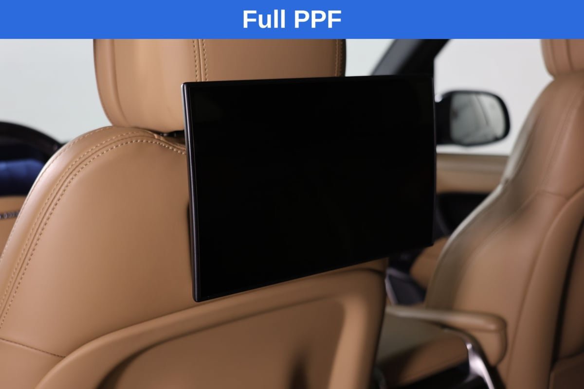 Used 2024 Land Rover Range Rover SE AWD/4WD image 28