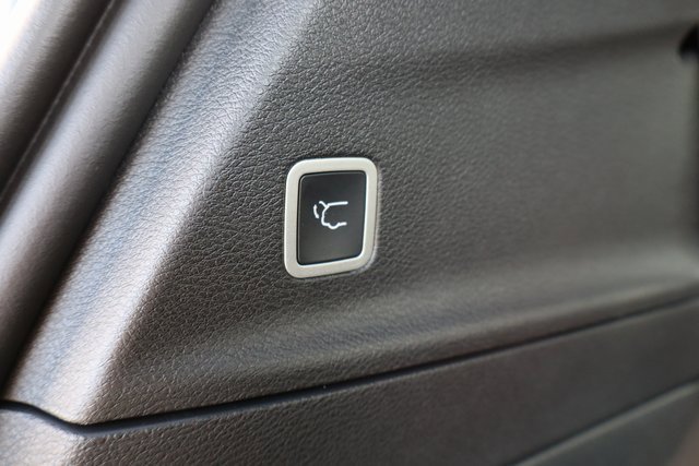 New 2026 Chrysler Pacifica Pinnacle w/ Trailer Tow Group image 45