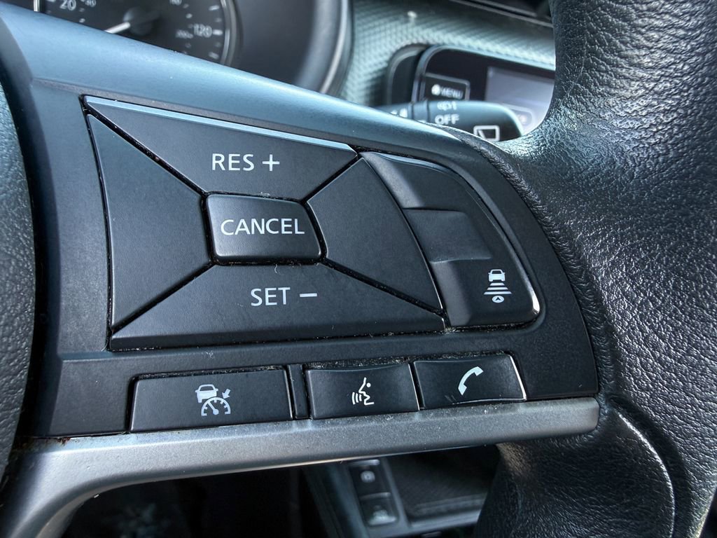 Used 2022 Nissan Kicks SV FWD image 14