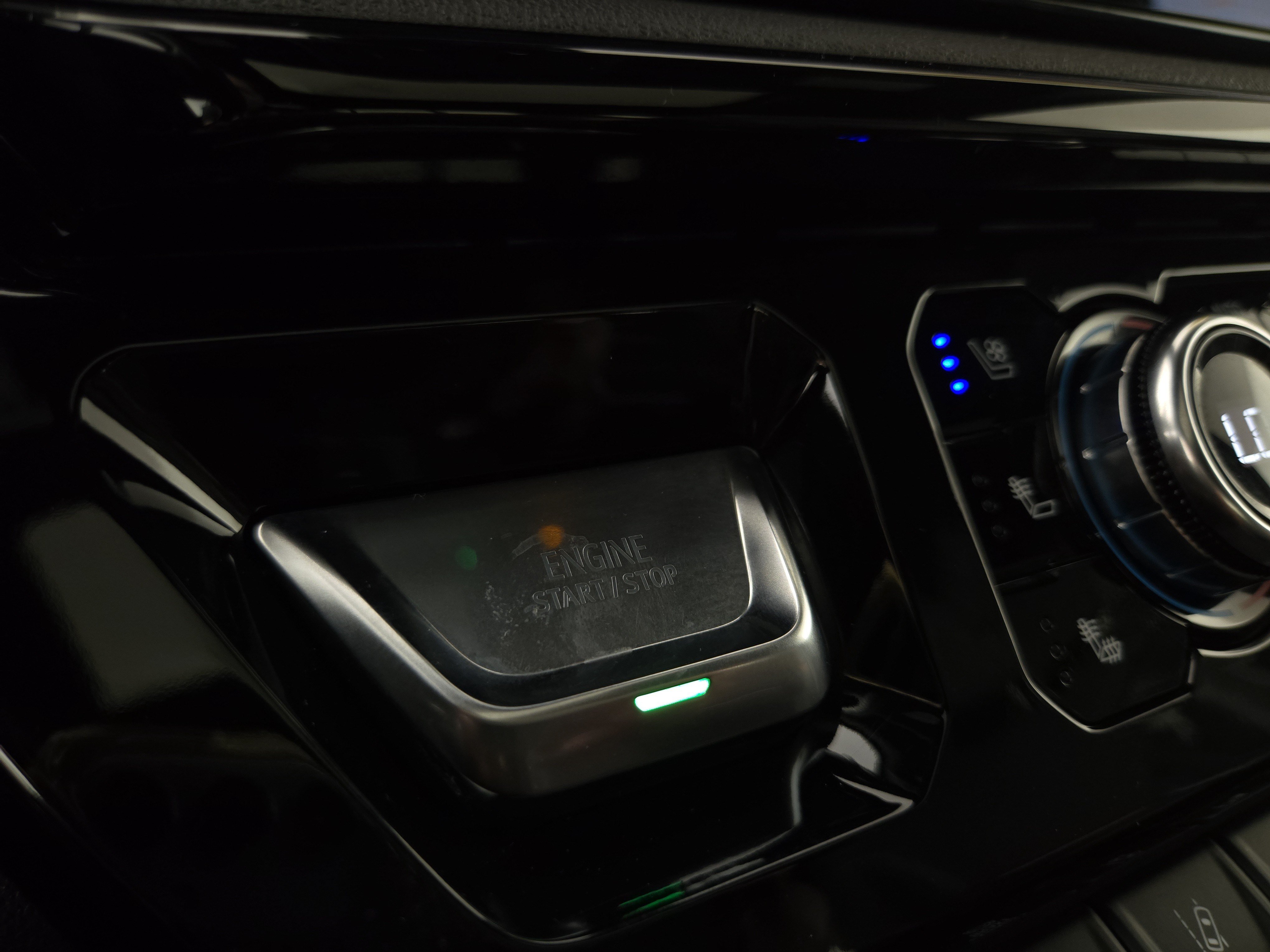 Certified 2025 GMC Sierra 2500 AT4 w/ AT4 Premium Plus Package AWD/4WD image 29