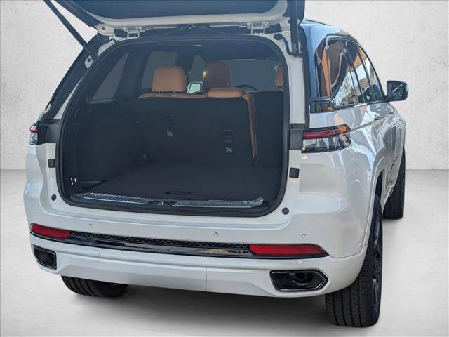 New 2025 Jeep Grand Cherokee Summit w/ Obsidian Package image 2