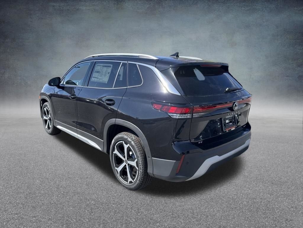 New 2026 Volkswagen Tiguan SE AWD/4WD image 3