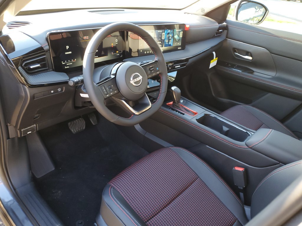 New 2027 Nissan Kicks SR FWD image 23