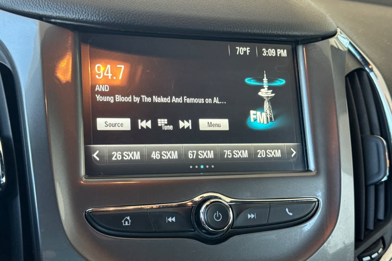 Used 2017 Chevrolet Cruze LT w/ Convenience Package FWD image 18