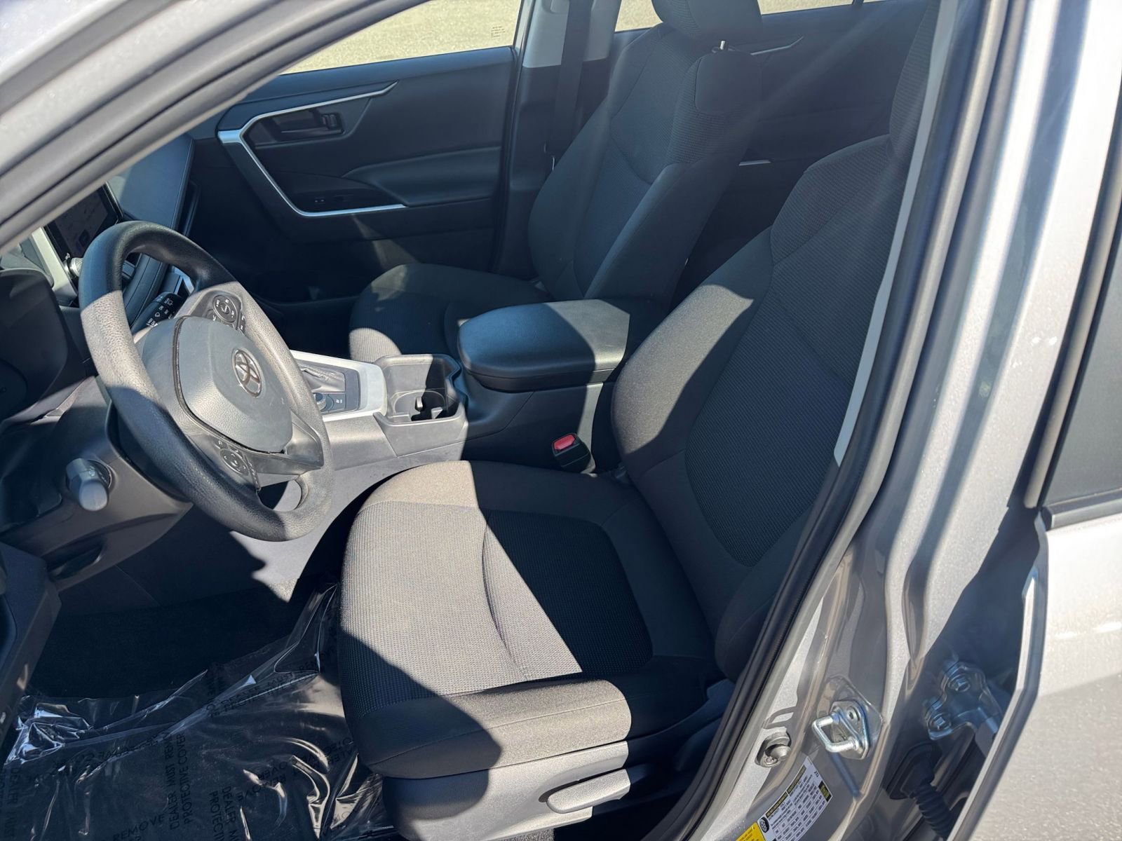 Used 2025 Toyota RAV4 LE image 35