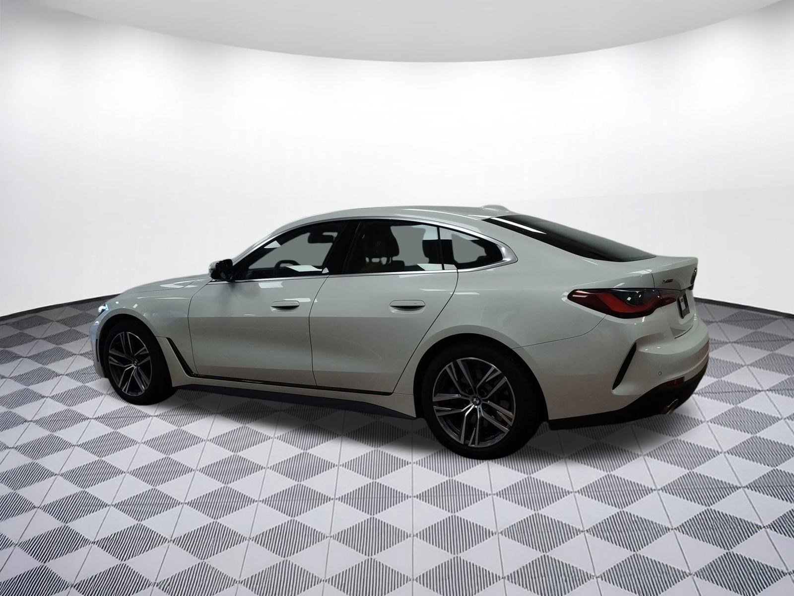 Used 2025 BMW 430i xDrive 430i xDrive w/ Premium Package image 3