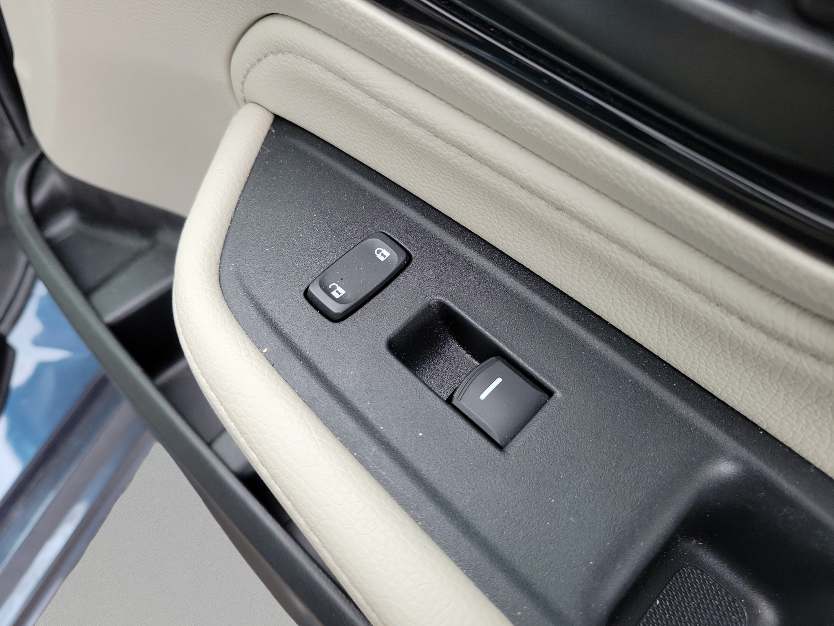 Certified 2025 Honda Odyssey Touring image 22