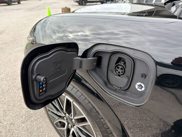 Used 2024 Ford Mustang Mach-E Premium image 12