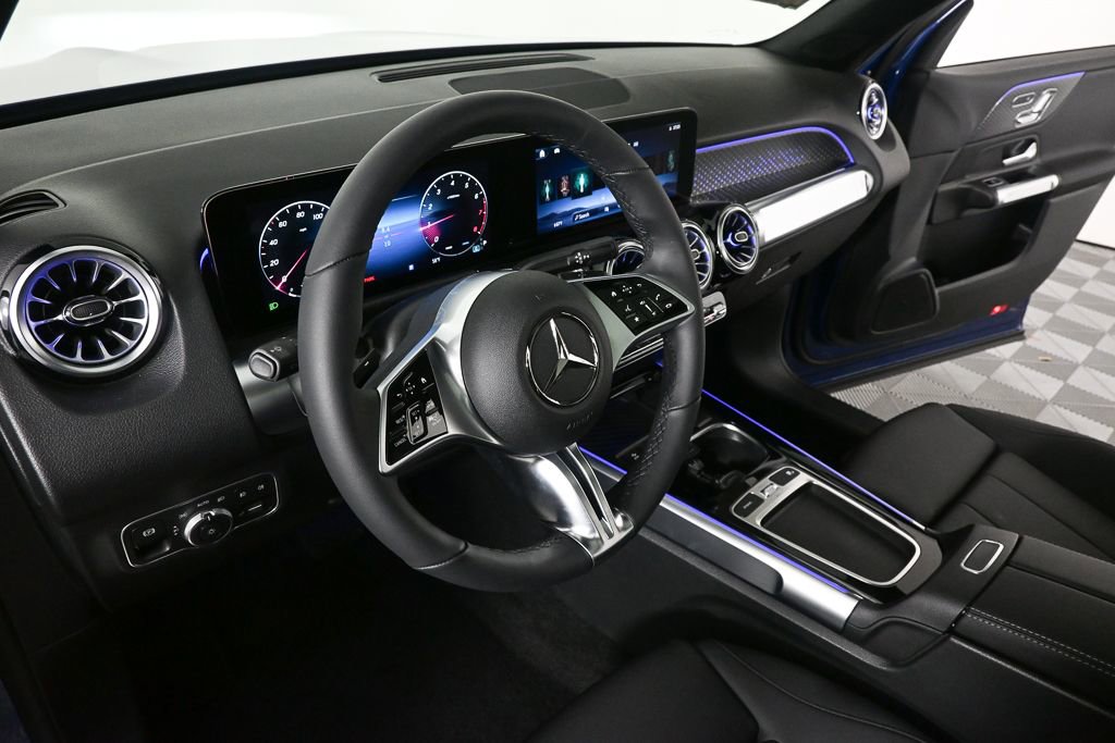 New 2026 Mercedes-Benz GLB 250 image 6