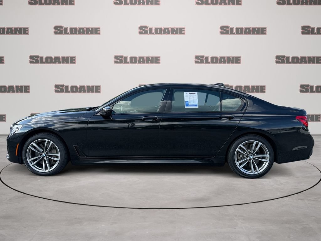 Used 2018 BMW 750i xDrive AWD/4WD image 2