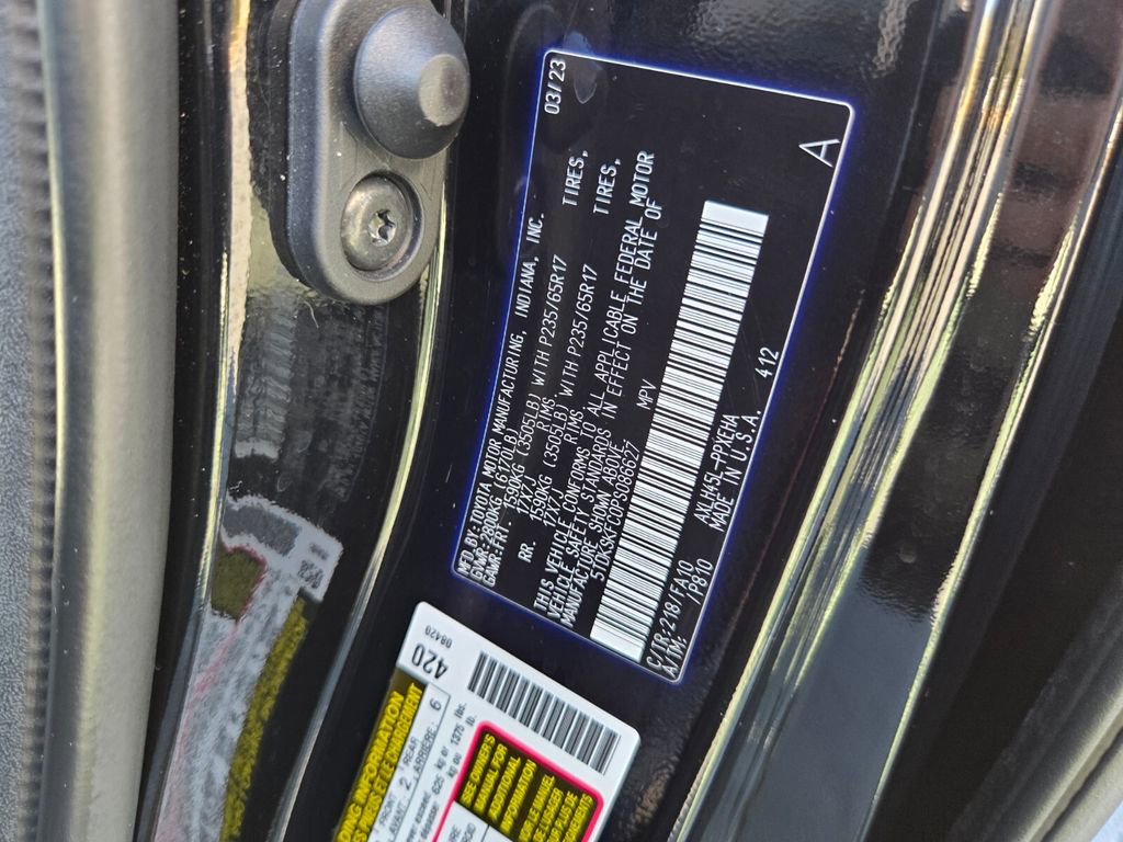 Certified 2023 Toyota Sienna LE AWD/4WD image 17