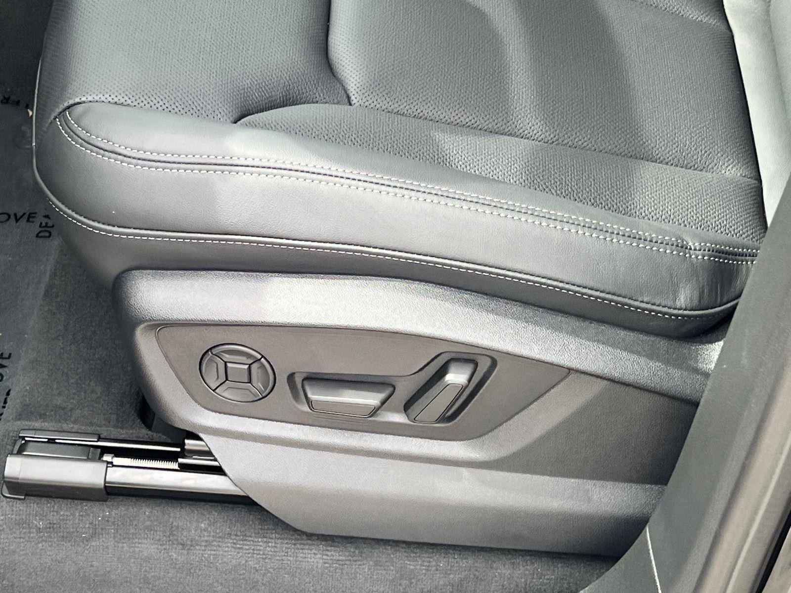 New 2026 Audi Q7 3.0T Premium Plus AWD/4WD image 10