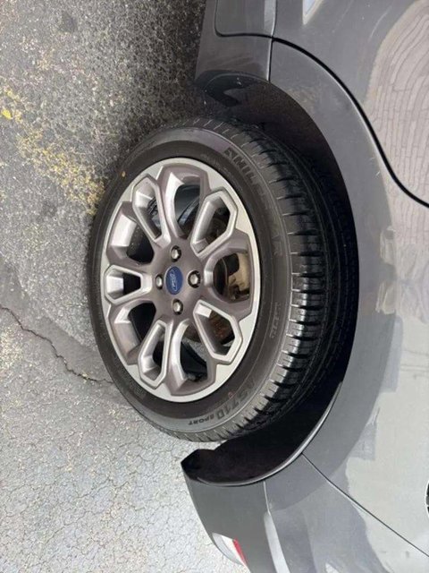 Used 2021 Ford EcoSport Titanium image 13