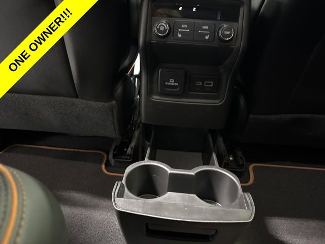 Used 2023 GMC Acadia AT4 w/ Technology Package AWD/4WD image 28
