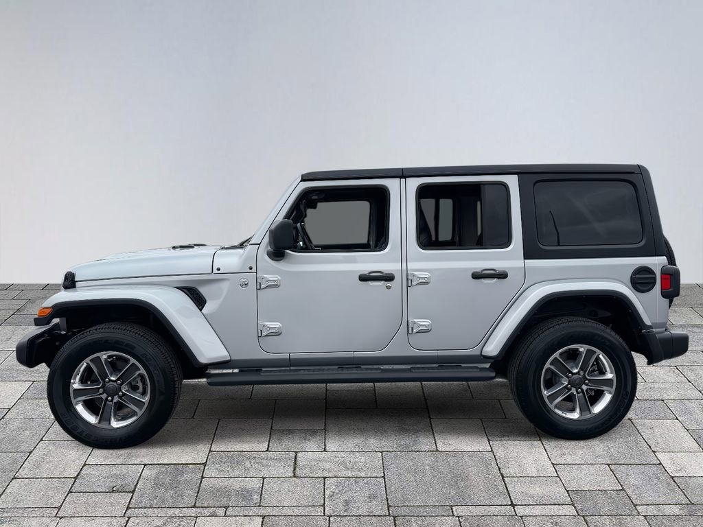 Used 2022 Jeep Wrangler Unlimited Sahara image 4