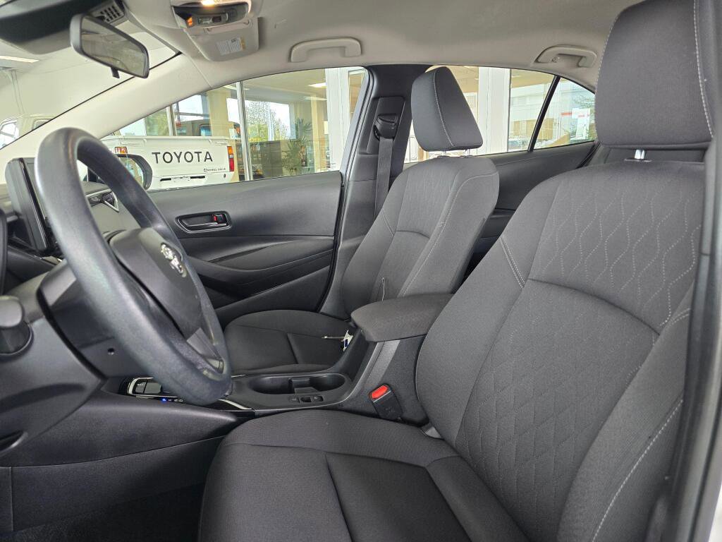 Used 2024 Toyota Corolla LE FWD image 22