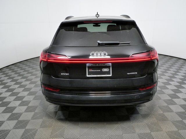 Certified 2022 Audi e-tron Premium Plus w/ Premium Plus Package image 30