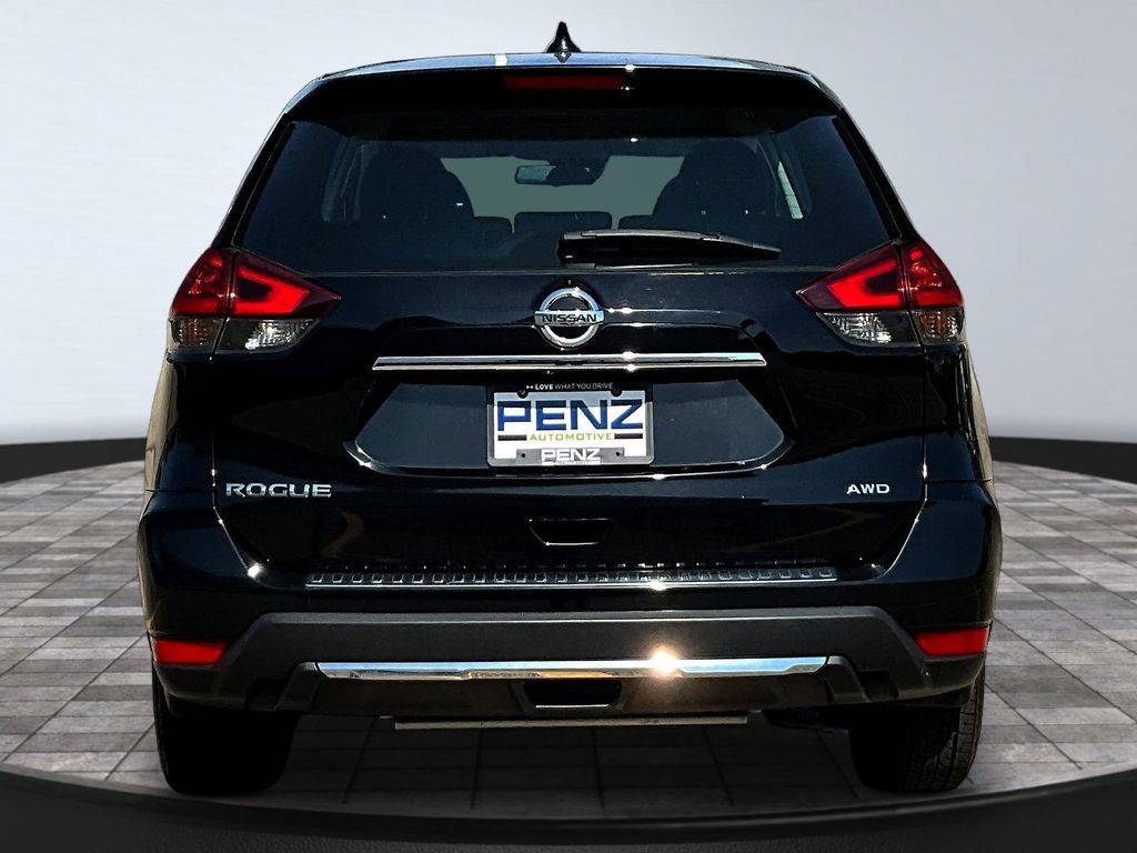 Used 2019 Nissan Rogue S AWD/4WD image 6