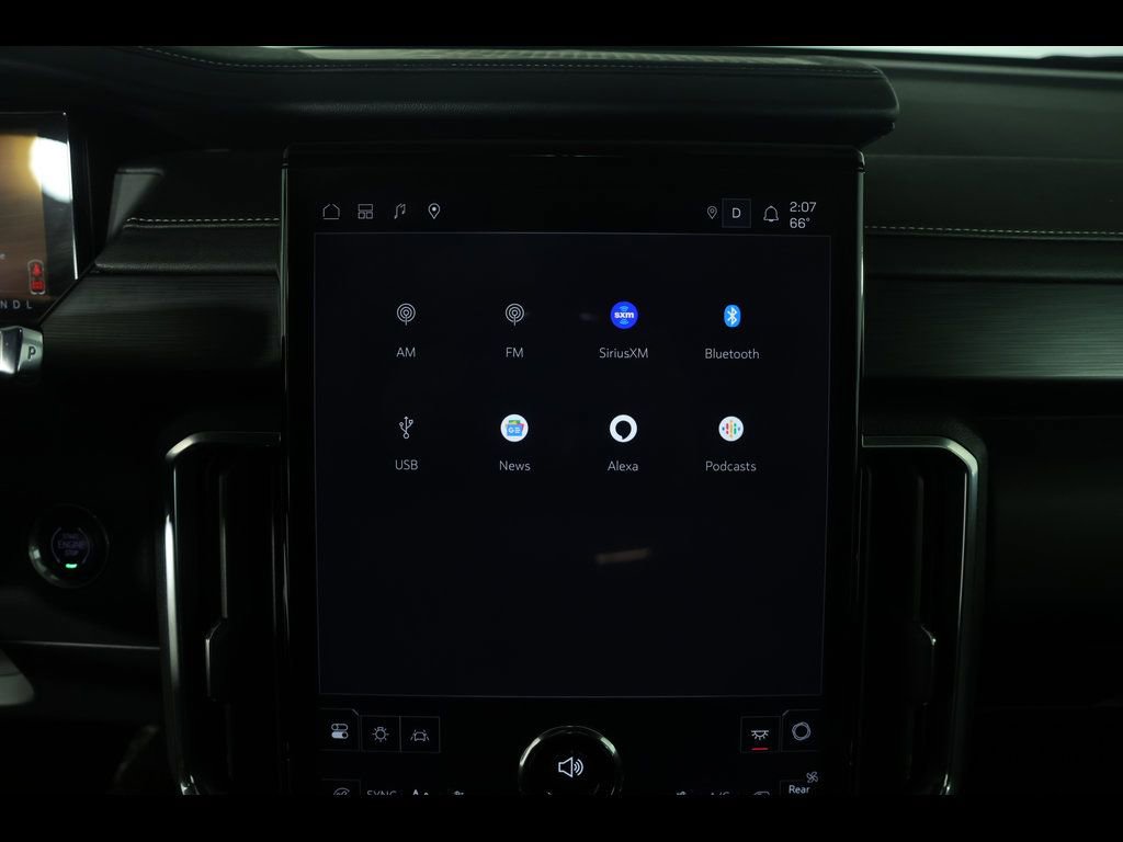Used 2025 GMC Acadia Elevation image 26