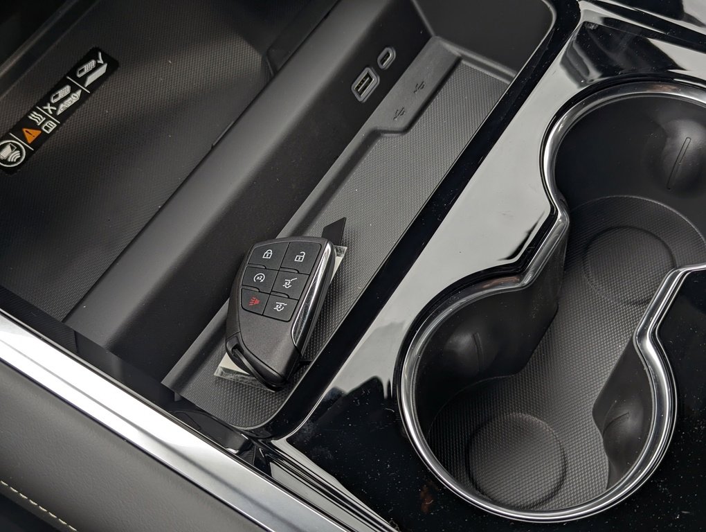 New 2026 Chevrolet Suburban Premier image 26