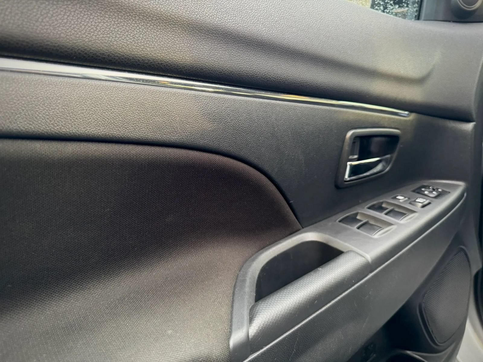 Used 2023 Mitsubishi Outlander Sport AWD image 35
