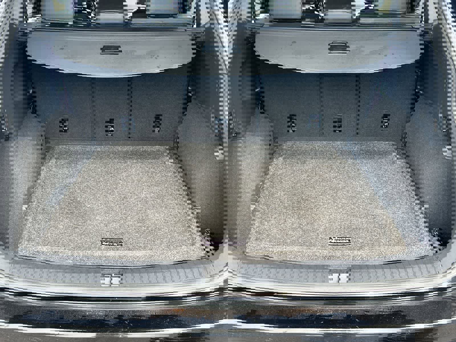 Used 2019 Volkswagen Tiguan SEL Premium R-Line image 33