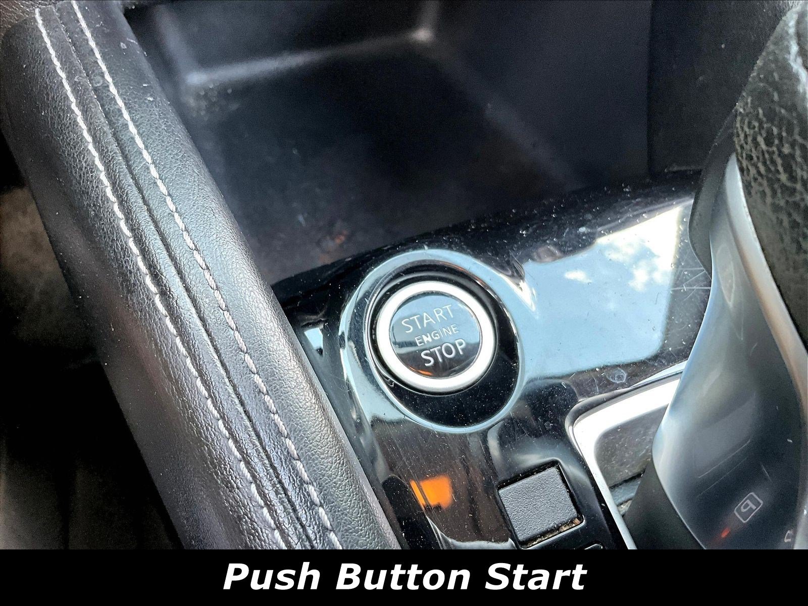 Used 2018 Nissan Kicks SV FWD image 36
