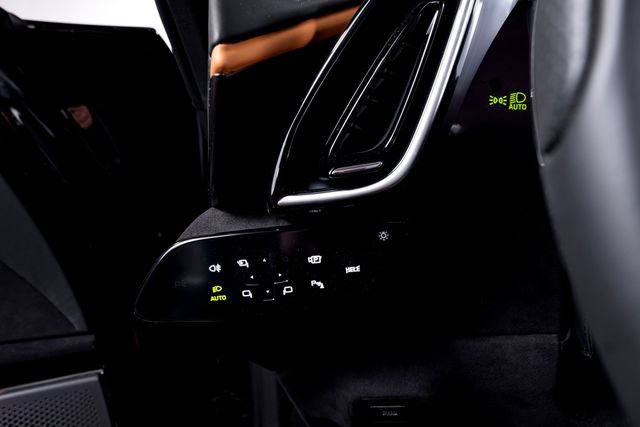 Certified 2024 Ferrari Roma Spider RWD image 41
