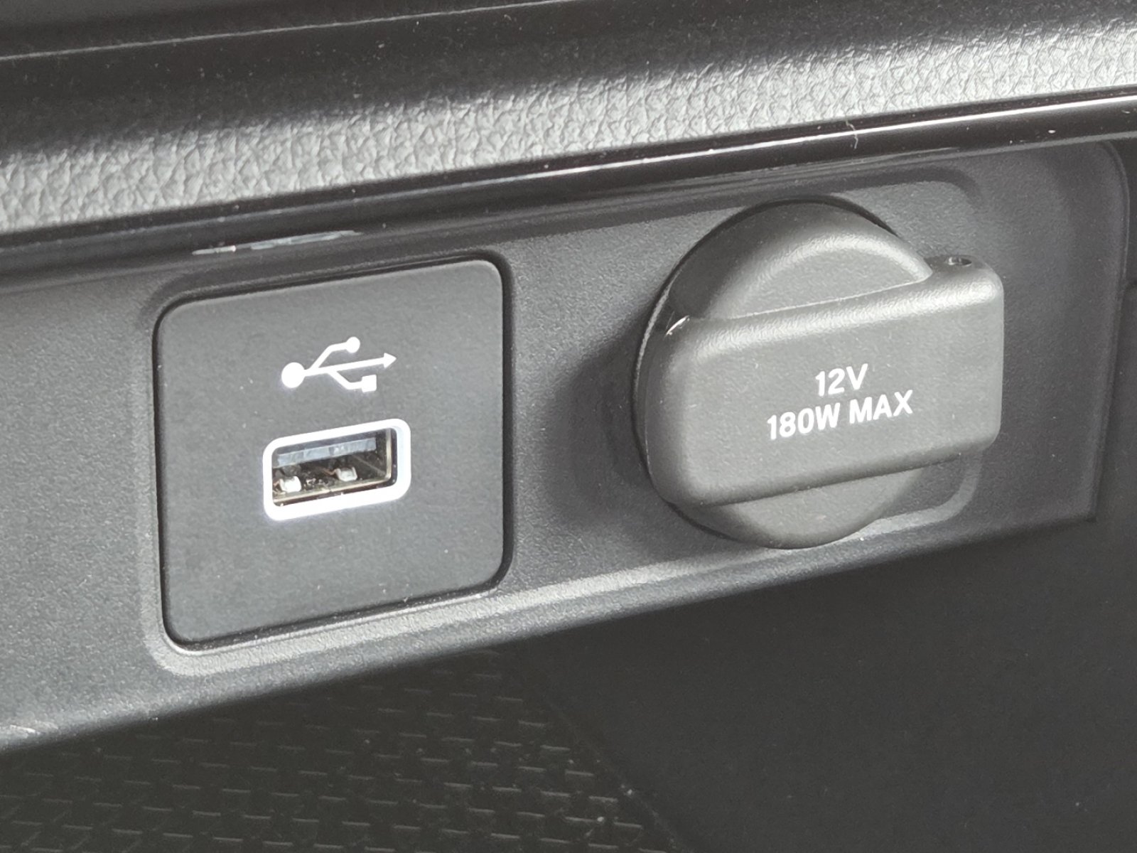 Used 2024 Honda CR-V LX image 5