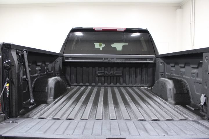 Used 2022 GMC Sierra 1500 SLT w/ SLT Convenience Package AWD/4WD image 13