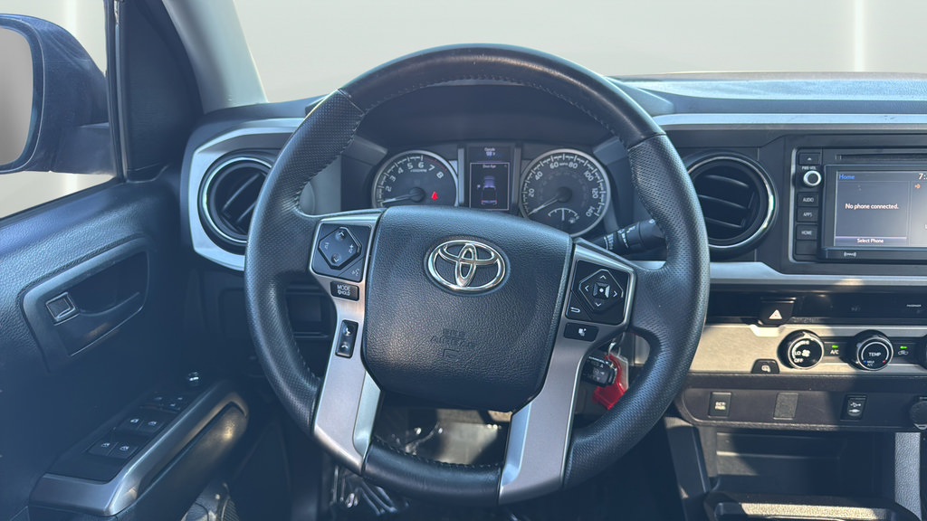 Used 2016 Toyota Tacoma SR5 w/ Towing Package RWD image 17