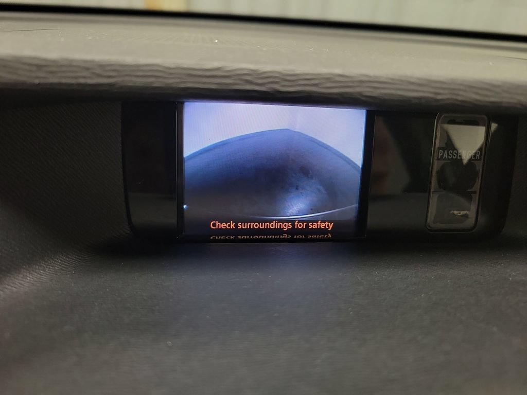 Used 2014 Toyota Sienna LE FWD image 20