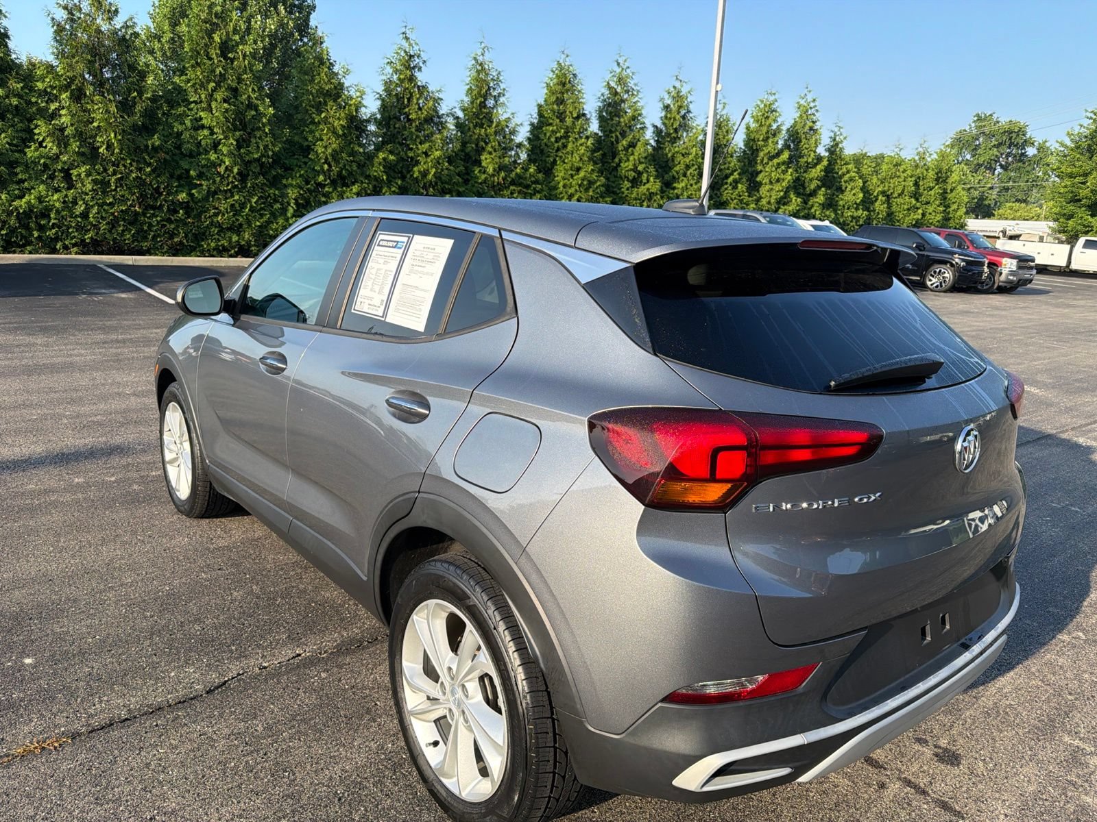 Used 2020 Buick Encore GX Preferred w/ Cold Weather Comfort Package FWD image 3